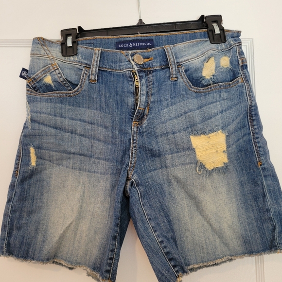 Rock and Republic Jean shorts - Picture 1 of 4
